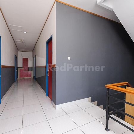 Ian Hotel Jaksa Mitra Reddoorz Jakarta Ngoại thất bức ảnh
