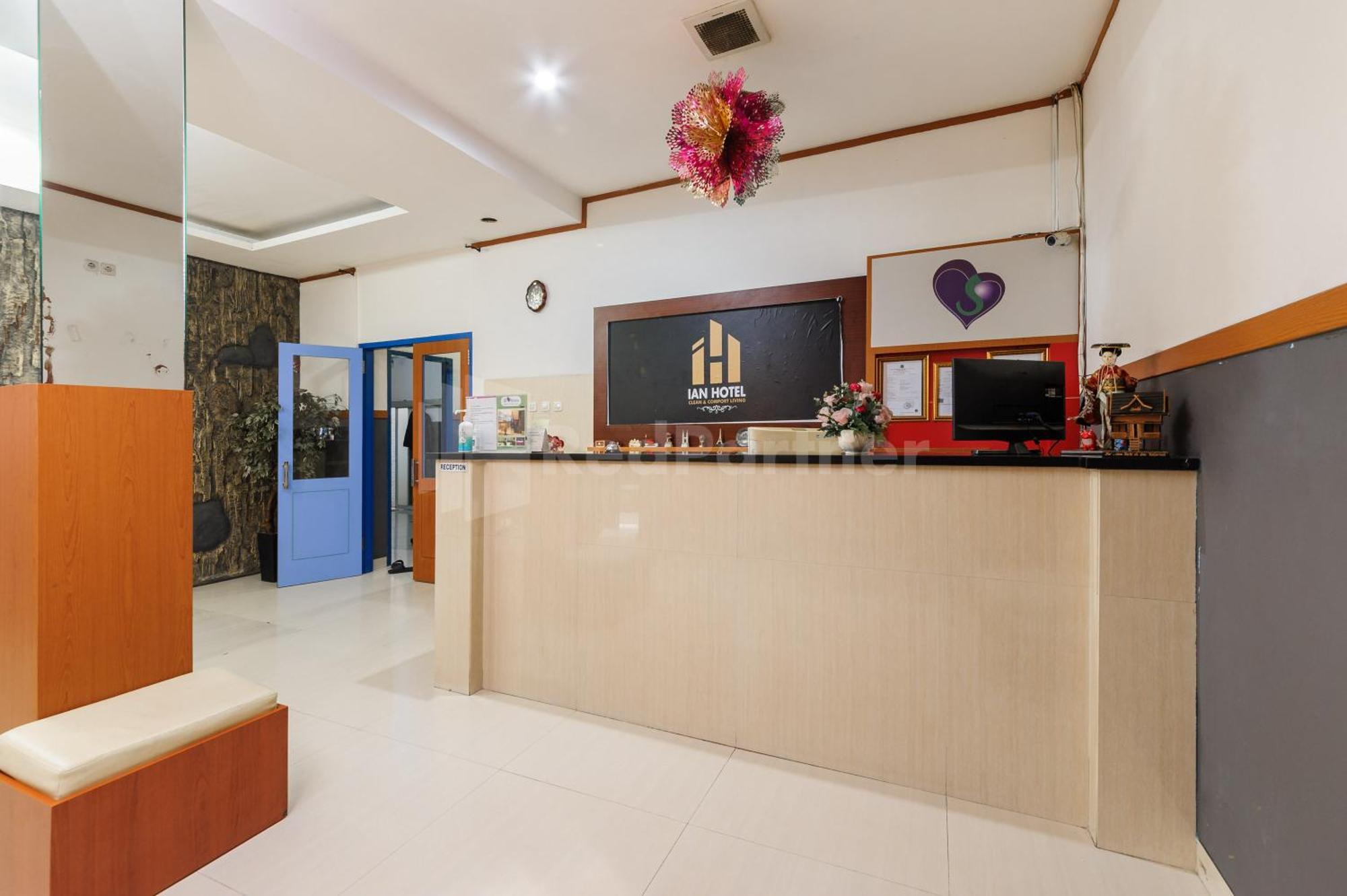 Ian Hotel Jaksa Mitra Reddoorz Jakarta Ngoại thất bức ảnh