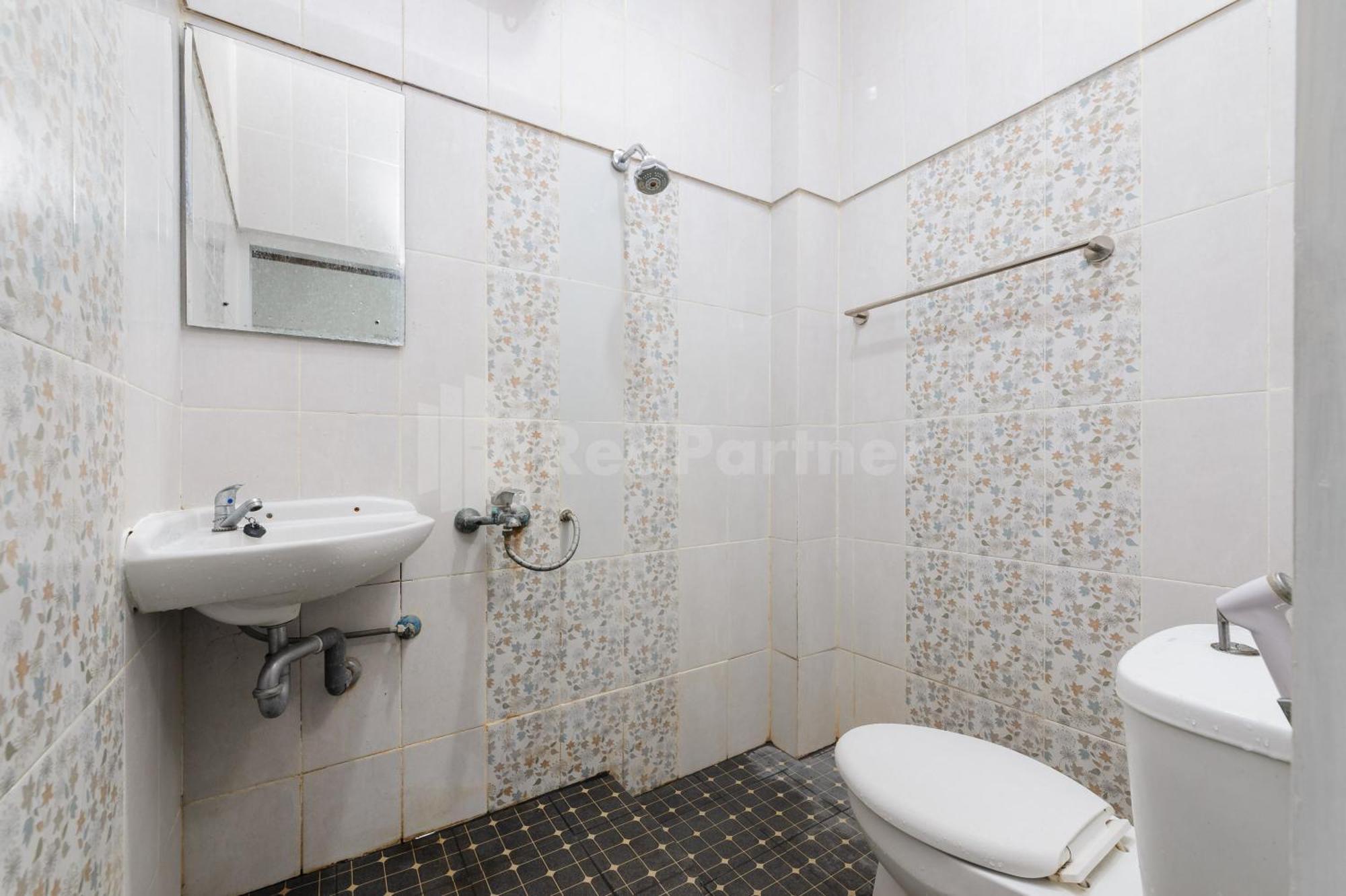 Ian Hotel Jaksa Mitra Reddoorz Jakarta Ngoại thất bức ảnh
